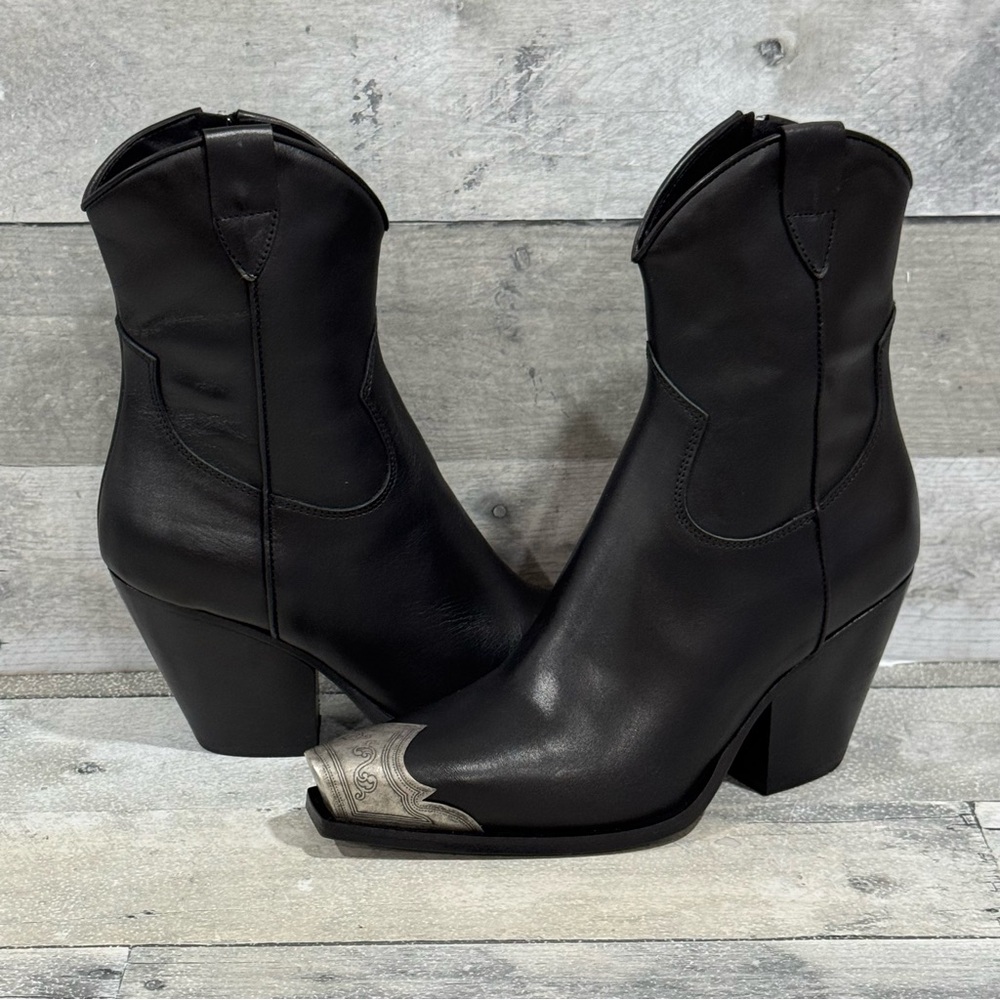 Free People Brayden Western Cowboy Boot  - Black  Leather Metal Toe - Size - 7